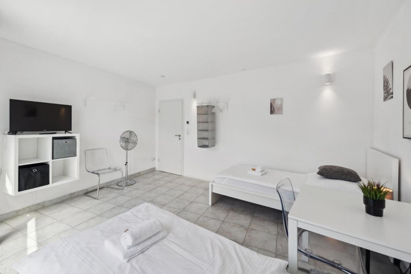 Andriss - Travel & Work - 5 Bedroom - Kitchen - Parking Kaiserslautern Exterior foto